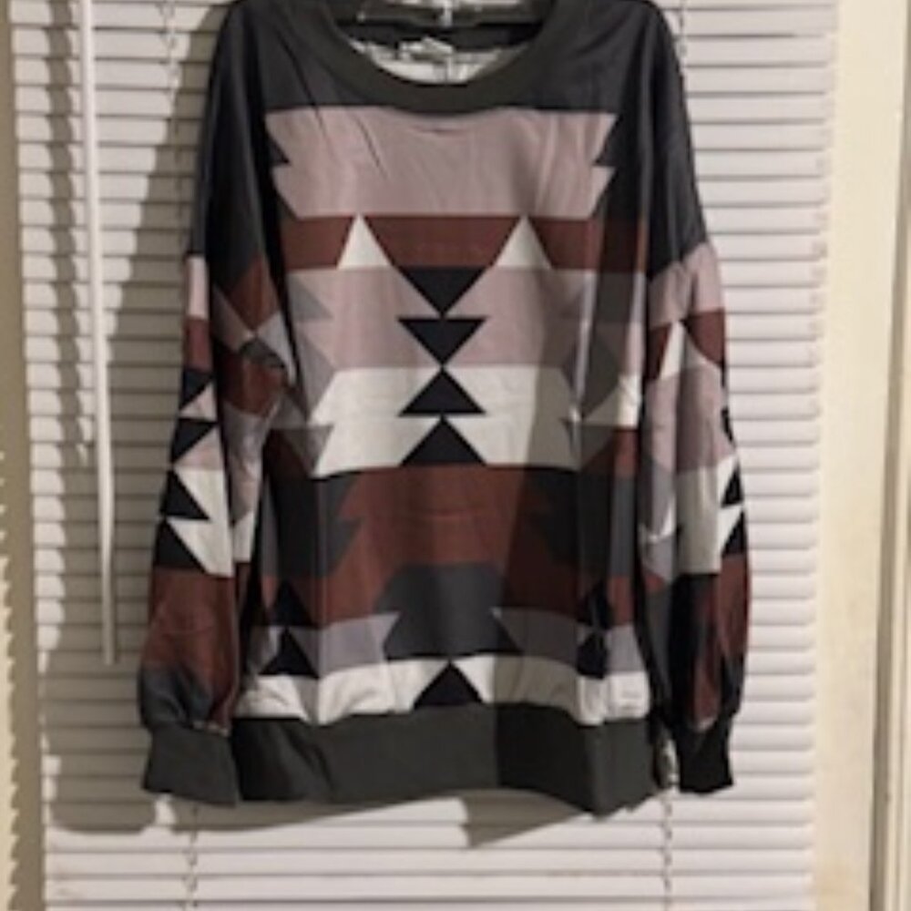 Women’s Lightweight Natural‑Tone Small Sweatshirt - Picture 2 of 5